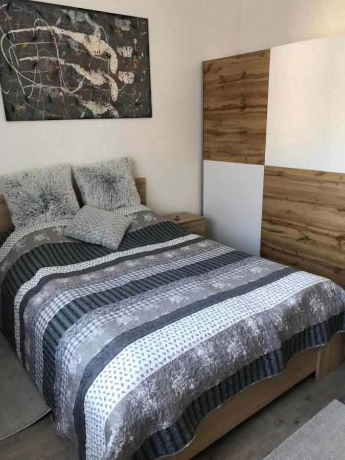 Mira Apartman Debrecen Exteriör bild