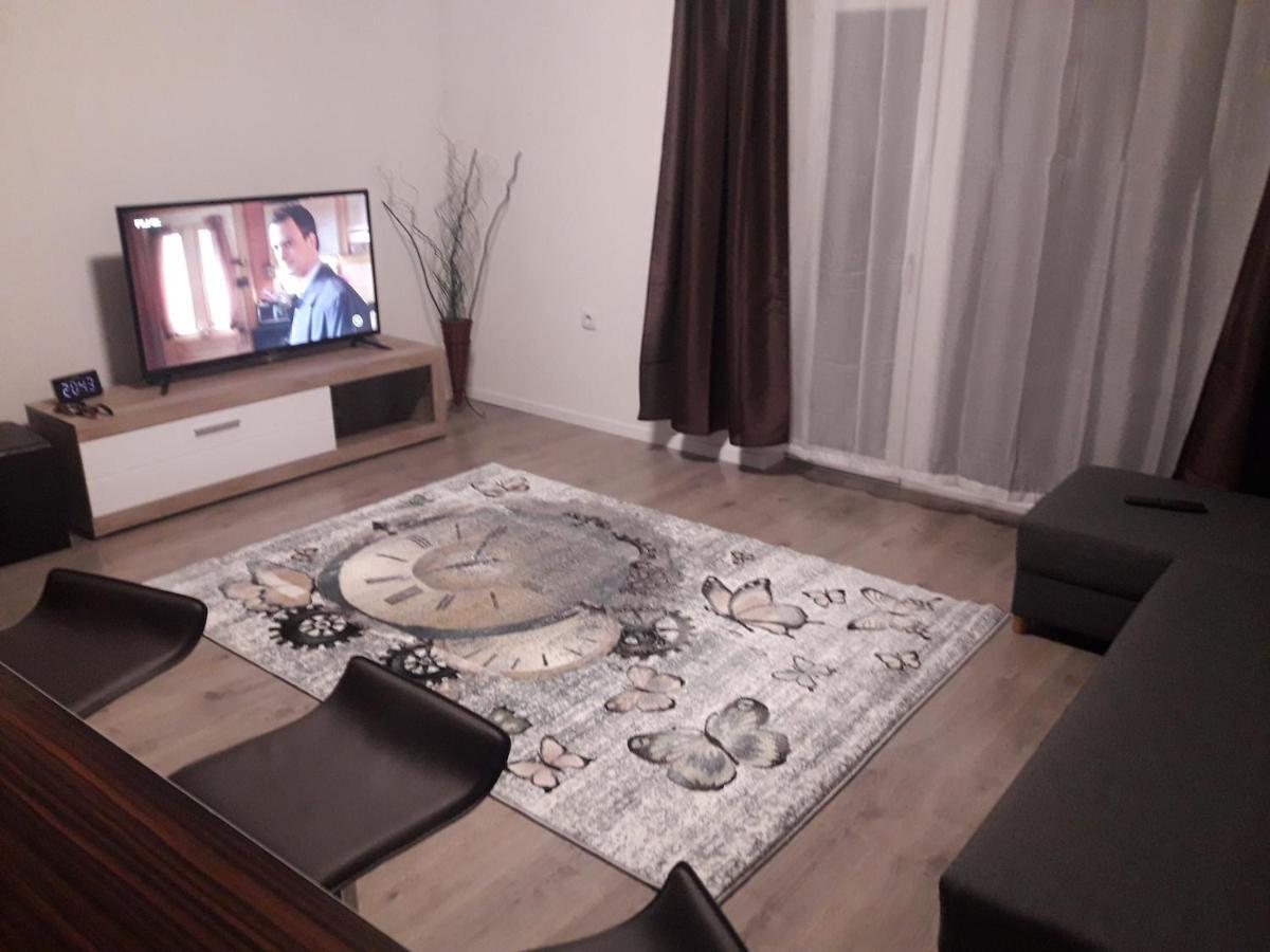 Mira Apartman Debrecen Exteriör bild
