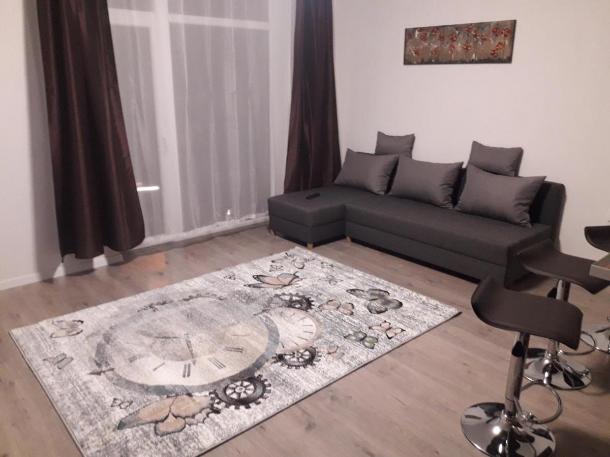 Mira Apartman Debrecen Exteriör bild