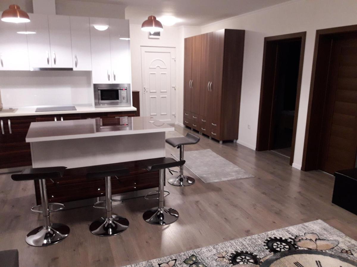 Mira Apartman Debrecen Exteriör bild